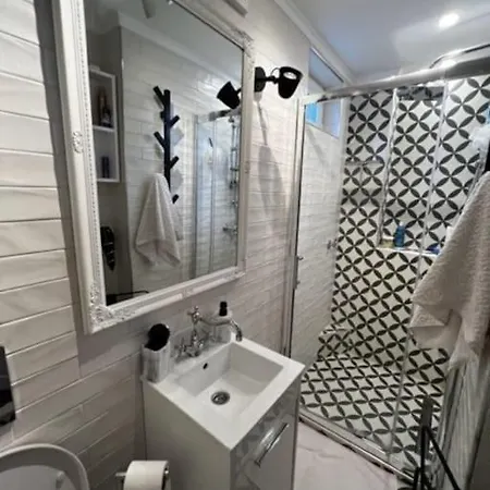 Milla's Luxury Penthouse Belgrád